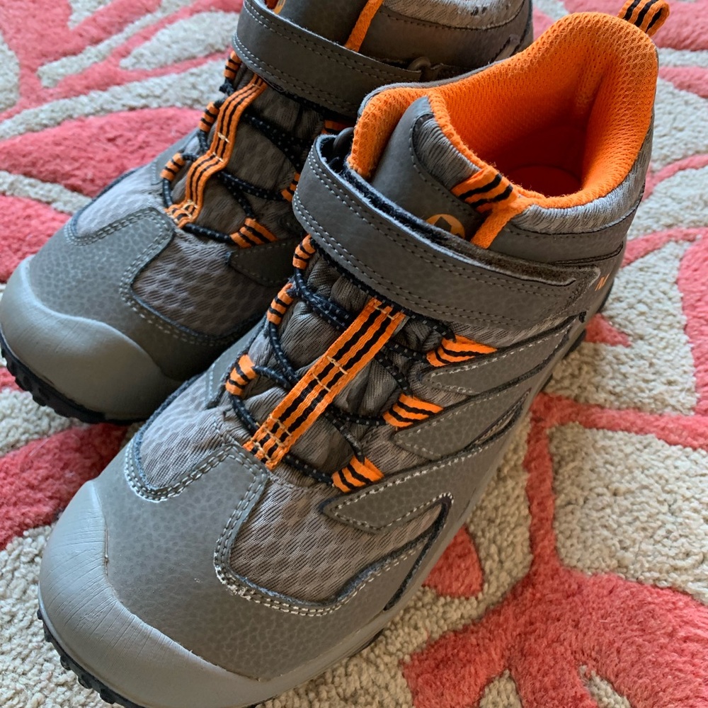 Merrell Youth US 3.5 hiking boots
